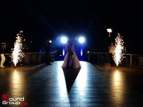 soundgroupdjs_wedding_dj_fireworks_lights